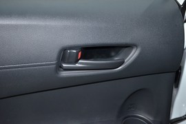 2026款丰田卡罗拉锐放