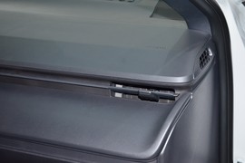 2026款丰田卡罗拉锐放