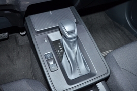 2026款丰田卡罗拉锐放