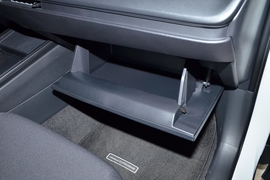 2026款丰田卡罗拉锐放