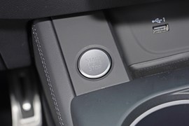 2025款奥迪A4L