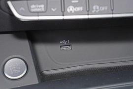 2025款奥迪A4L