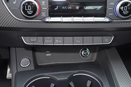 2025款奥迪A4L
