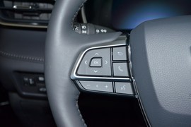 2026款丰田皇冠陆放