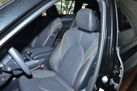 2026款丰田皇冠陆放