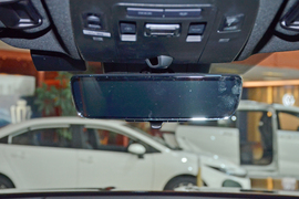 2026款丰田皇冠陆放