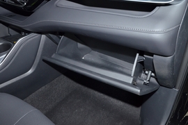 2026款丰田皇冠陆放