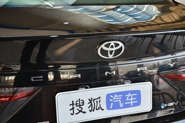 2026款丰田凯美瑞