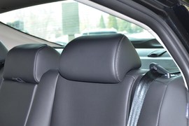 2026款丰田凯美瑞