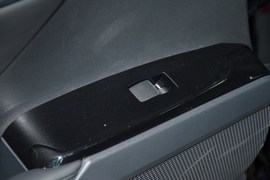 2026款丰田凯美瑞