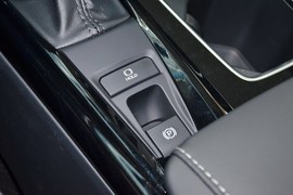 2026款丰田凯美瑞