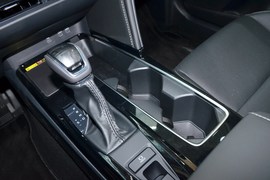 2026款丰田凯美瑞