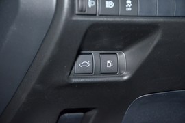 2026款丰田凯美瑞