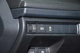 2026款丰田凯美瑞