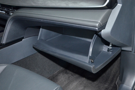 2026款丰田凯美瑞