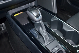 2026款丰田凯美瑞