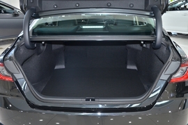 2026款丰田凯美瑞