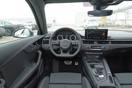 2025款奥迪A4L