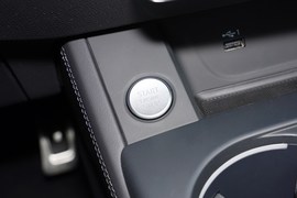 2025款奥迪A4L