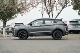 2025款吉利缤越L