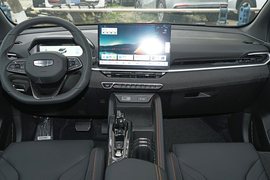 2025款吉利缤越L