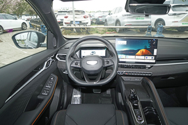 2025款吉利缤越L