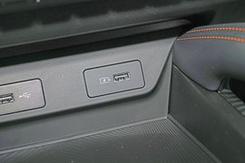 2025款吉利缤越L