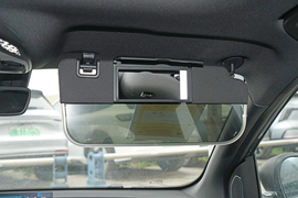 2025款吉利缤越L