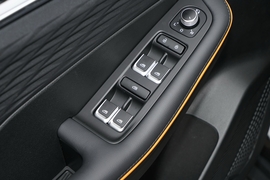 2025款吉利缤越L