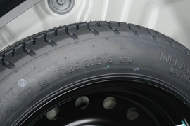 2025款吉利缤越L