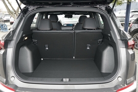 2025款吉利缤越L