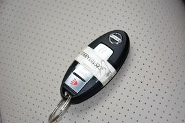 2014款日产轩逸1.6XV