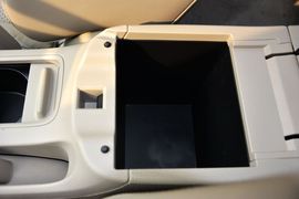 2014款日产轩逸1.6XV