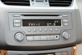 2014款日产轩逸1.6XV