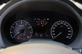 2014款日产轩逸1.6XV
