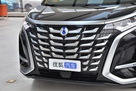 2025款腾势D9