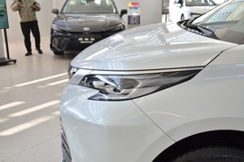 2026款丰田赛那SIENNA