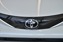 2026款丰田赛那SIENNA