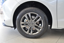 2026款丰田赛那SIENNA