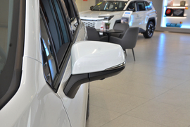 2026款丰田赛那SIENNA