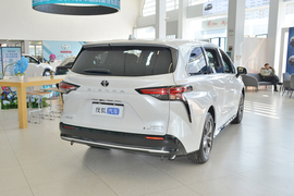 2026款丰田赛那SIENNA