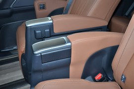 2026款丰田赛那SIENNA