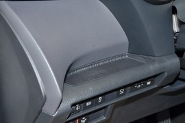 2026款丰田赛那SIENNA