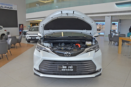 2026款丰田赛那SIENNA