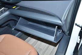 2026款丰田赛那SIENNA