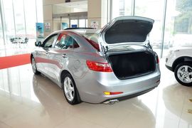2014款奔腾B70