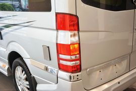 2010款奔驰凌特3.5L