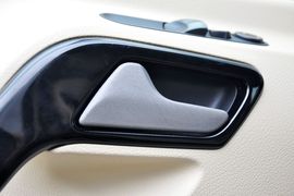 2010款奔驰凌特3.5L