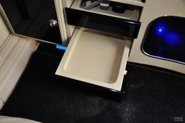 2010款奔驰凌特3.5L