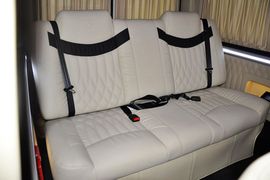 2010款奔驰凌特3.5L